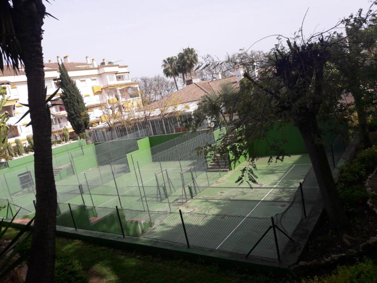 Chez Elo'S Marbella Milla De Oro. Jardin Privado Apartman Kültér fotó